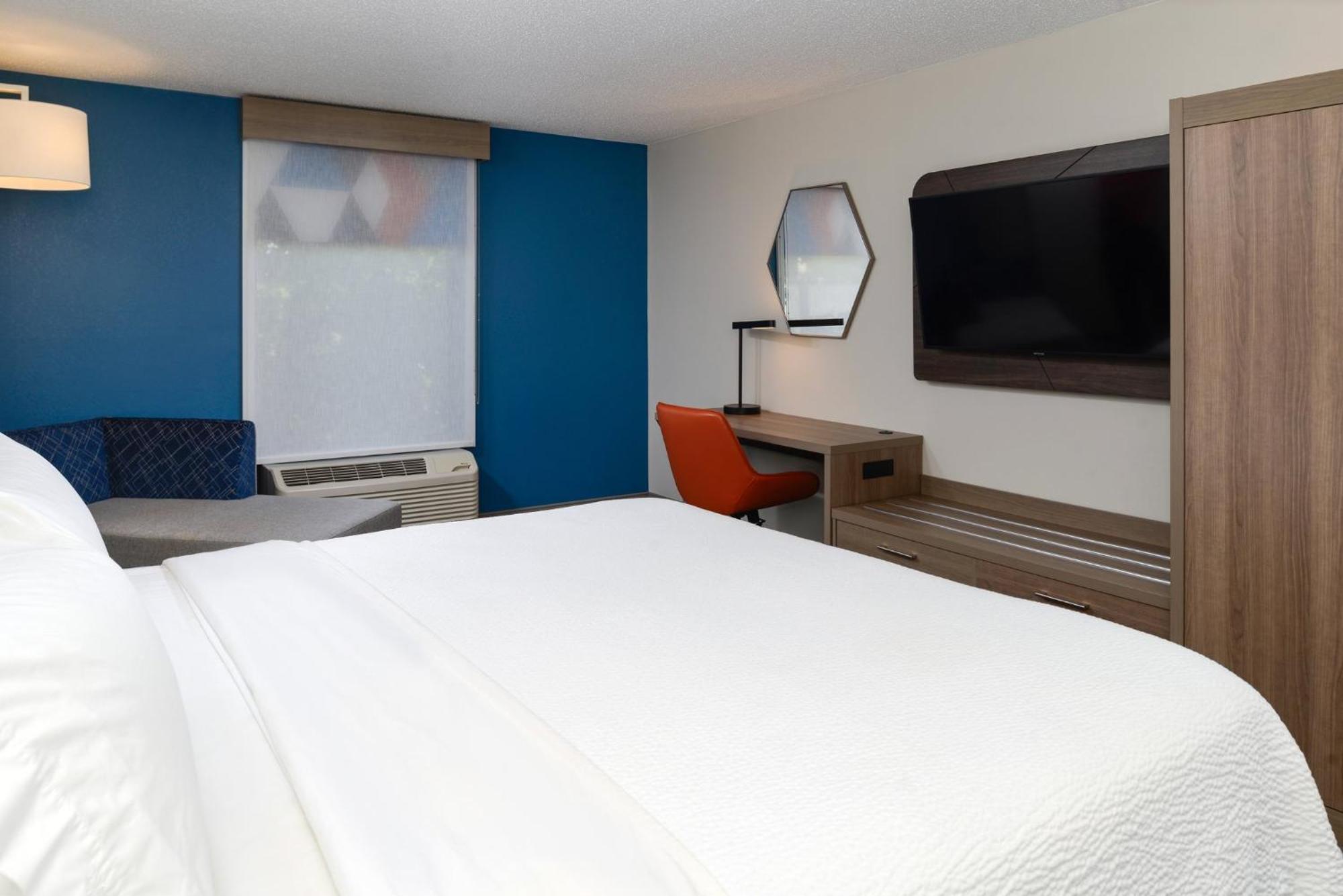 Holiday Inn Express Hotel And Suites Marysville By Ihg Exterior photo