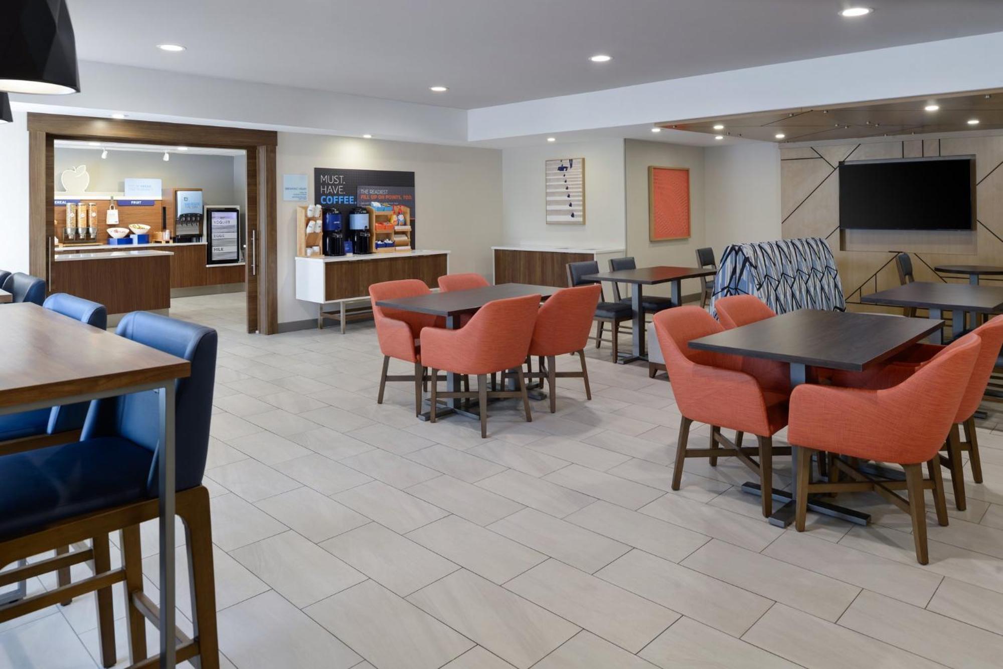 Holiday Inn Express Hotel And Suites Marysville By Ihg Exterior photo